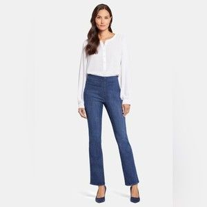 Slim Bootcut Pull-On Jeans In Petite Medium - In SpanSpring™ Denim